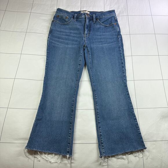 Madewell Jeans Womens 28 Blue Mid Rise Kick Out Crop Raw Hem Medium Wash Stretch - Picture 2 of 13